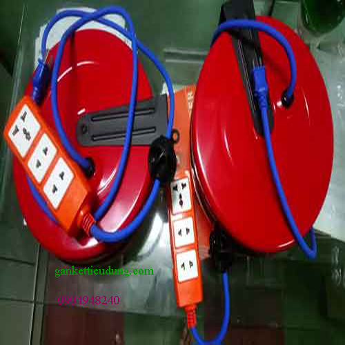 Cuộn dây điện tự rút 3 ổ cắm