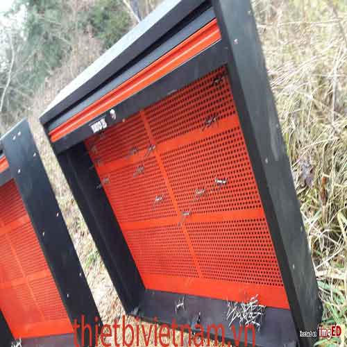 TỦ TREO DỤNG CỤ CỬA XẾP YT-0906